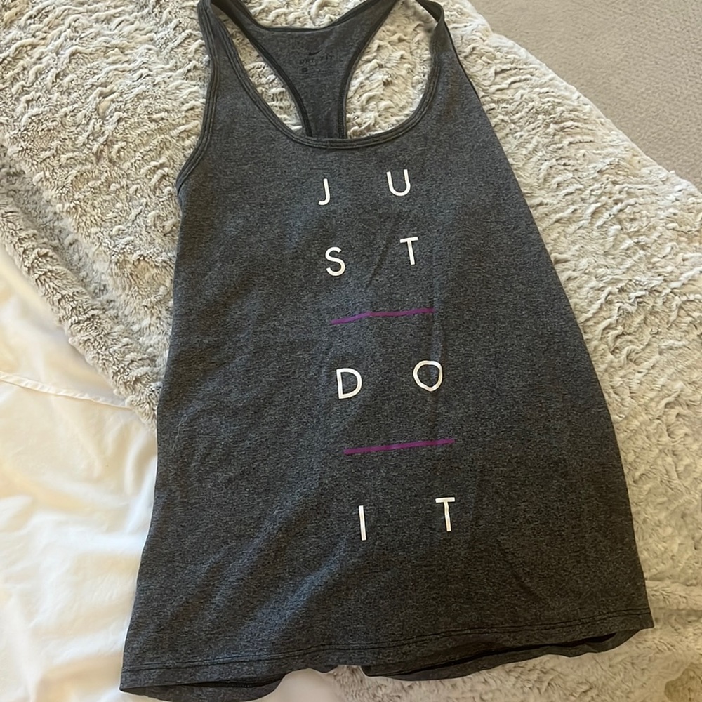 nike tank top